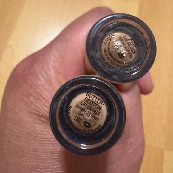 Anastasia Beverly Hills Lip Gloss HONEY KISS
BUTTERSCOTCH Brand New Never Used. - Picture 11 of 12